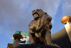 Click to see IMG_2775.JPG